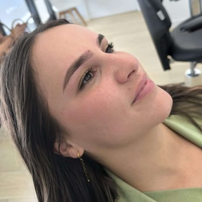 Tinte de cejas con henna (resultado)